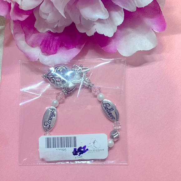 “Inspiration Charm Bracelet” BELIEVE / COURAGE / STRENGTH  “NWT” - Picture 7 of 7